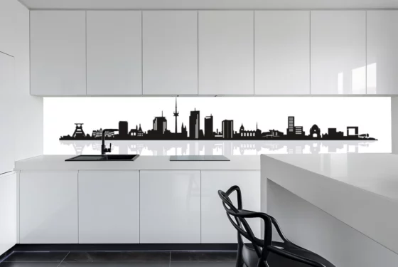 Küchenrückwand aus Glas - Skyline Essen schwarz-weiß